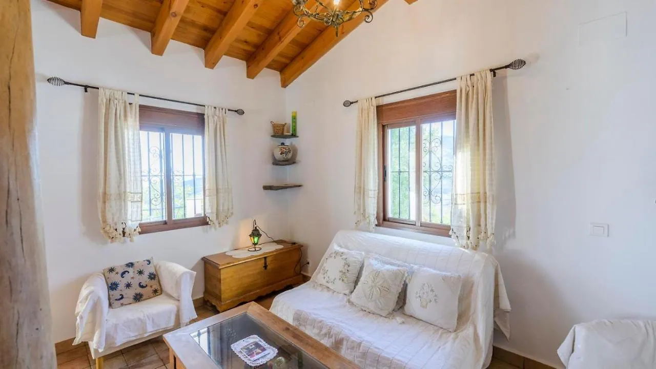Villa La Loma De Cutar By Ruralidays